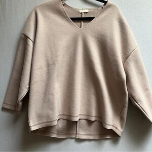 Earth Music & Ecology Minimalist Beige V-Neck Boxy Top Size XL